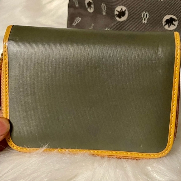 Hunting World Italian Wallet & Bag Bundle Set - Picture 3 of 15